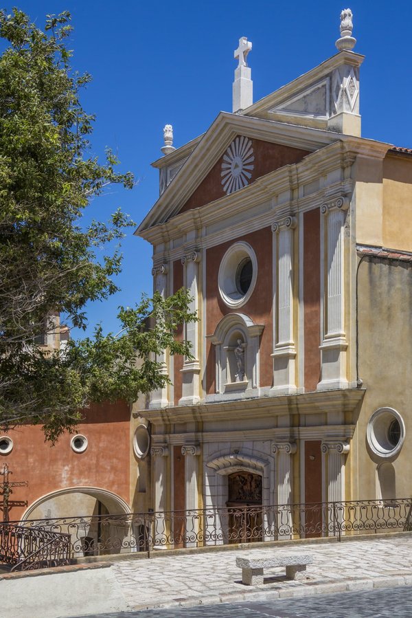 Créer un mariage inoubliable : Quels sont les coûts à prévoir pour un décor de rêve à Paris ?